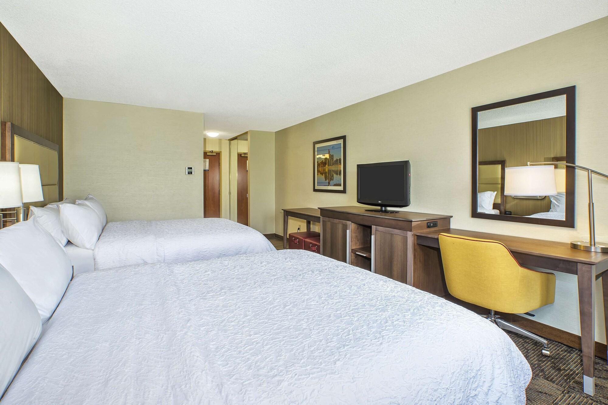 Hampton Inn Detroit/Belleville-Airport Area Extérieur photo