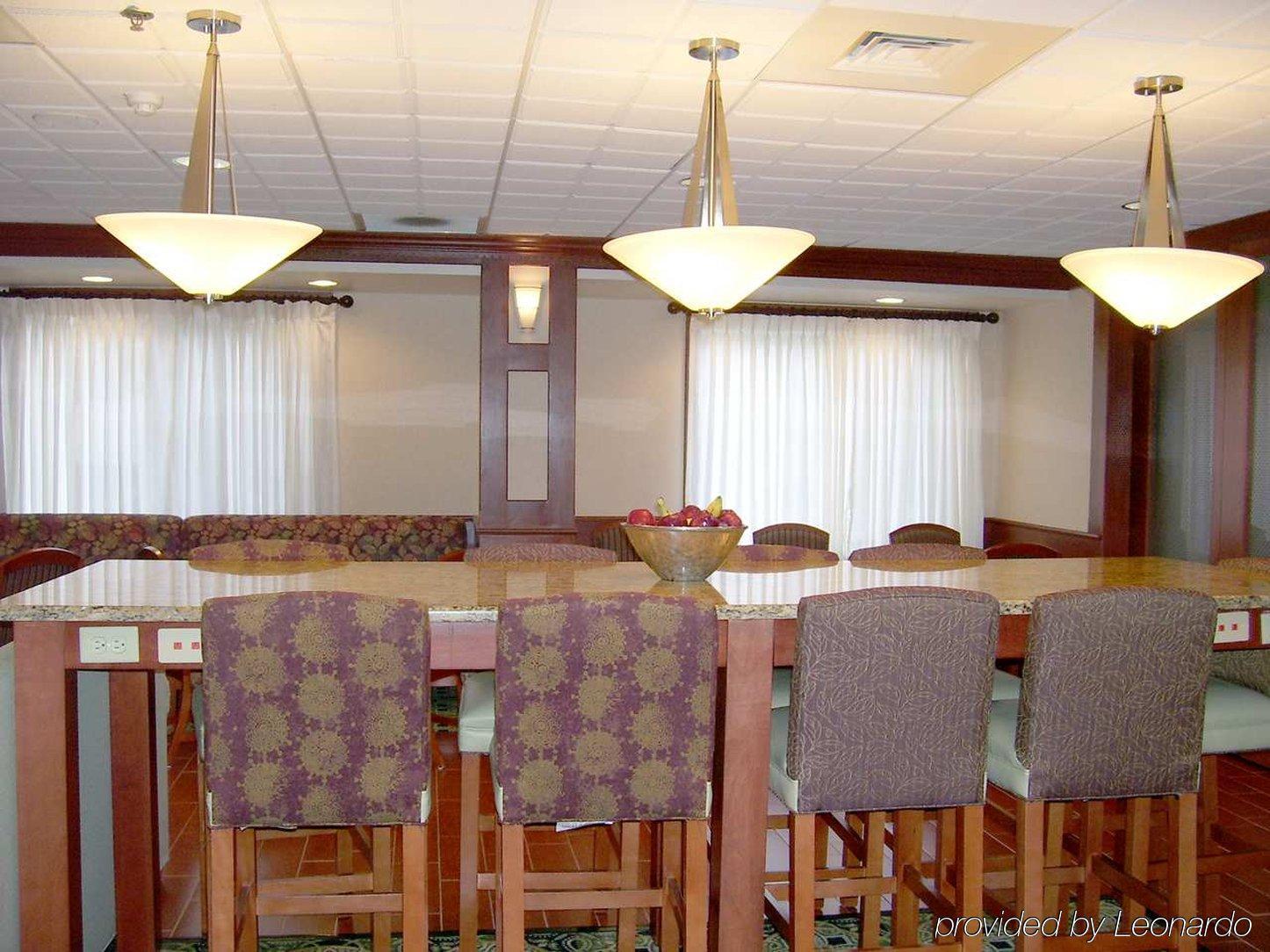 Hampton Inn Detroit/Belleville-Airport Area Extérieur photo